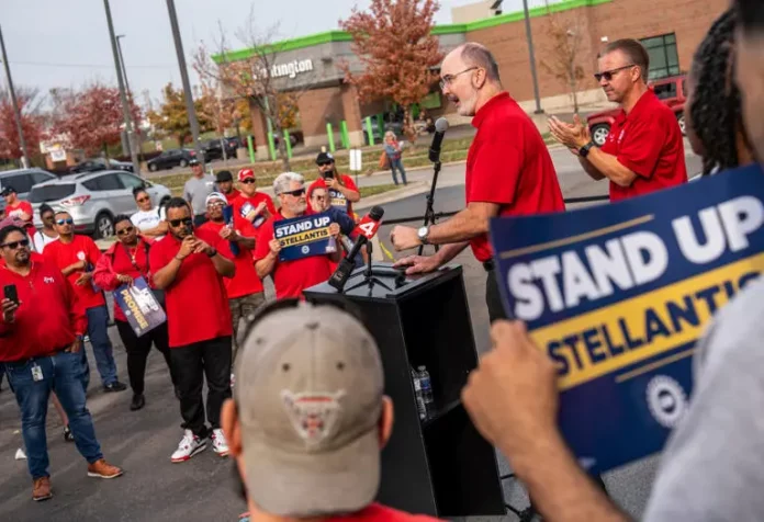 Carlos Tavares écarté de Stellantis après des désaccords