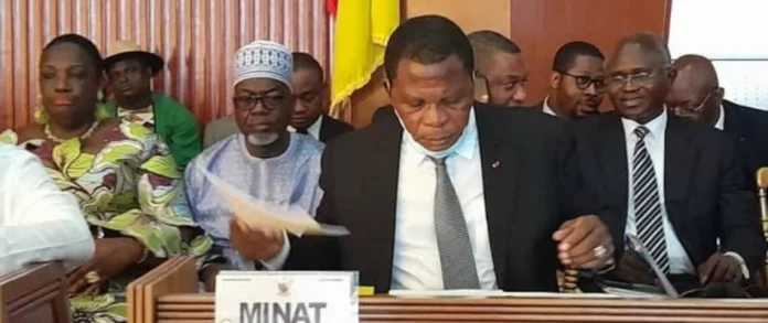 Suspension du Redhac: la société dénonce un abus