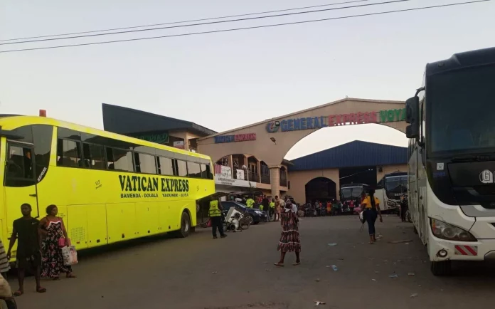 Drame: elle perd la vie à bord d’un bus de transport