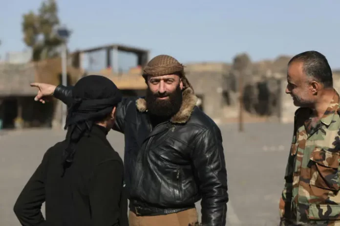 Dans le sud de la Syrie, un puissant groupe ne veut pas rendre ses armes