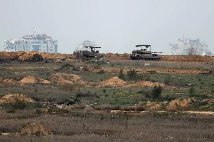 Le Hamas menace de reporter la libération d’otages, Israël se prépare à tous les scénarios