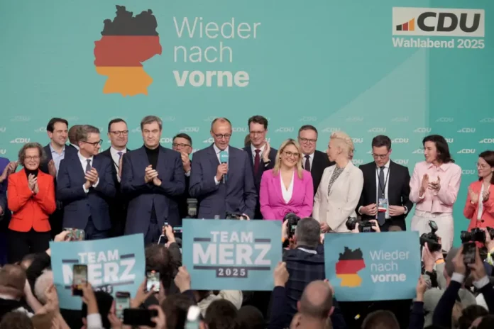 Les conservateurs vainqueurs des élections, record pour l’extrême droite