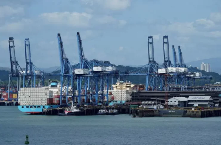 Réaction de Pékin à la vente des ports