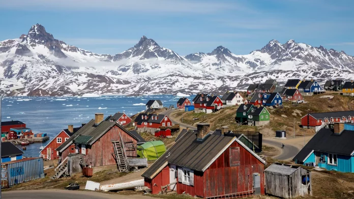 Groenland et Danemark rejettent les visées de Trump sur le territoire autonome