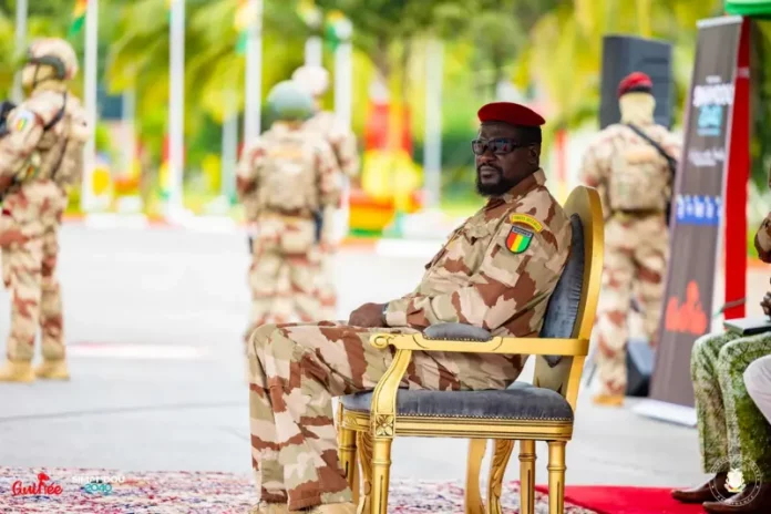 Guinée: la junte suspend pour trois mois deux des principaux partis politiques