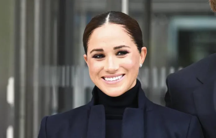 Meghan Markle reconvertie en épouse traditionnelle?