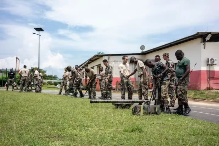Au Gabon, la base militaire de l’armée française se mue en « camp partagé » de formation