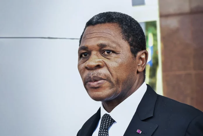Débat : Des leaders passent le ministre Atanga Nji au « moulinex »