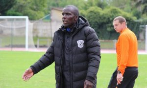 Benoit Angbwa démissionne
