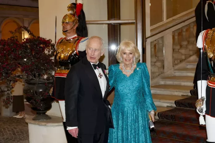 Charles III héraut de la paix en Italie pour ses 20 ans de mariage