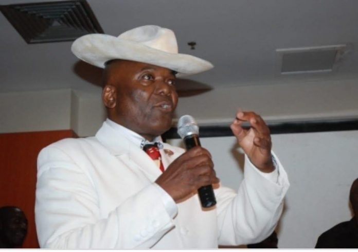 Football : Joseph Feutcheu démissionne et accuse Samuel Eto’o