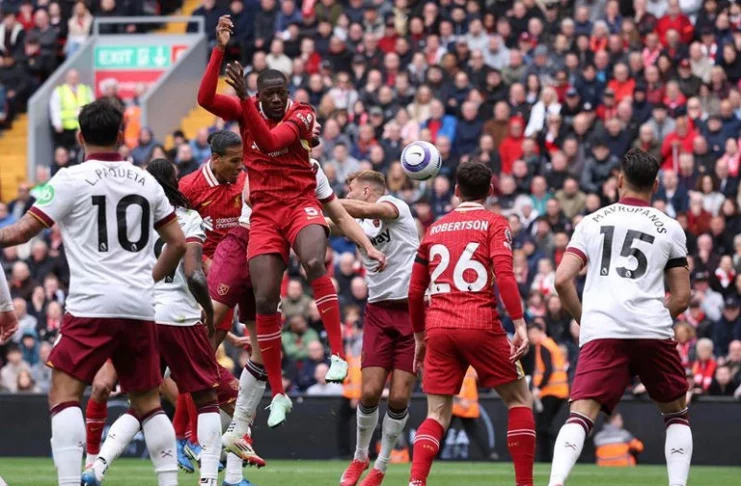 Liverpool et Newcastle