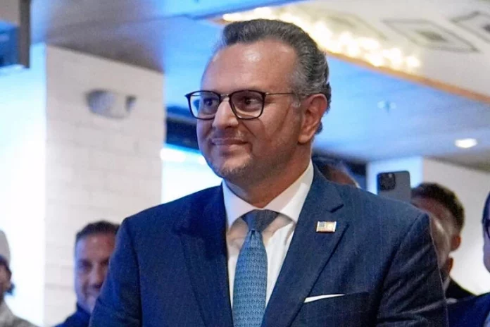 Est de la RDC: Tshisekedi discute d’un accord minier avec un émissaire américain