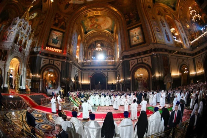 « Un jour, cette folie prendra fin » : des Russes espèrent la paix avec l’Ukraine à Pâques