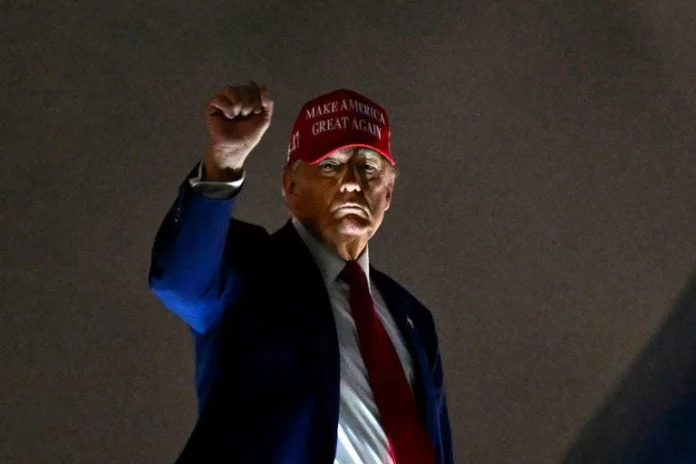 Le gouvernement Trump affirme que des dizaines de pays veulent négocier sur les droits de douane