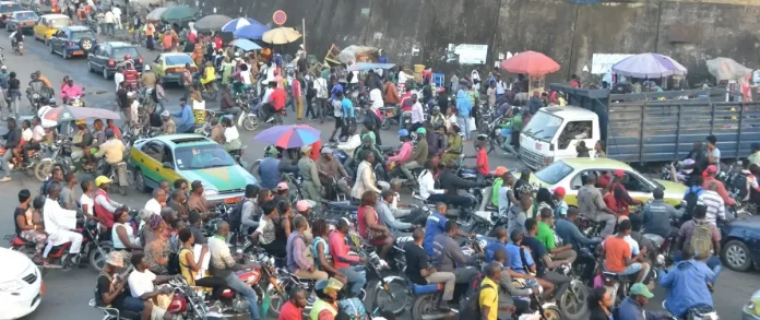 Douala : Comment se déplacer sans polluer ?