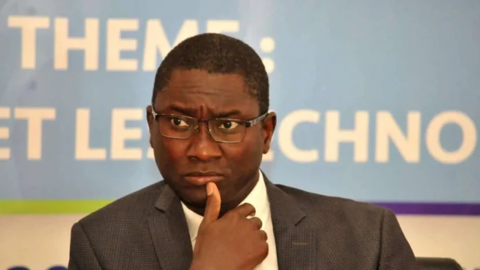 Sénégal: un ministre de l’ex-président Sall inculpé et assigné à résidence sous bracelet