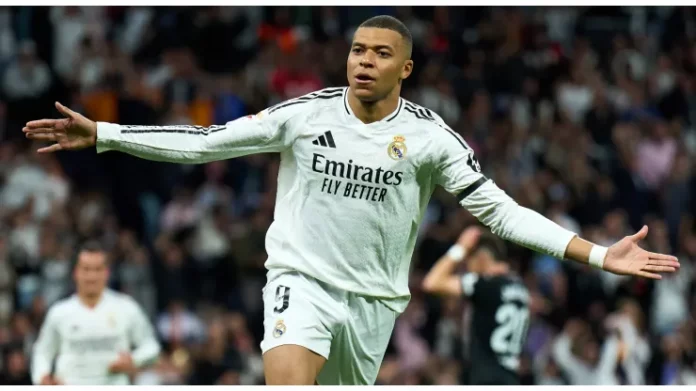 Foot: Kylian Mbappé décroche le Soulier d’Or européen pour la première fois