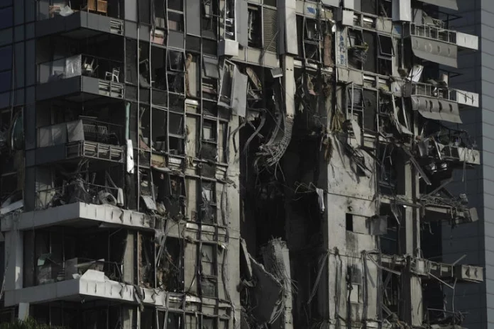 Israël dit vouloir frapper « tous les sites du régime » iranien, au deuxième jour de son attaque