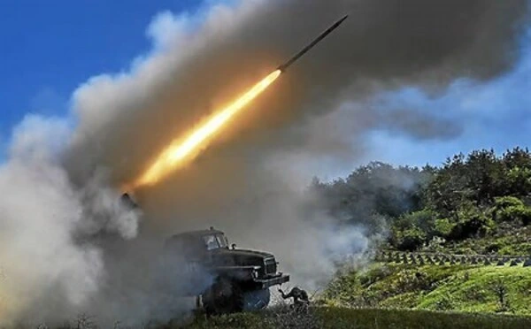 Kiev promet d’intensifier ses frappes en profondeur en Russie