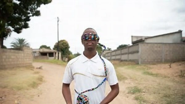 Un jeune ingénieur mozambicain offre une « vision » intelligente aux aveugles