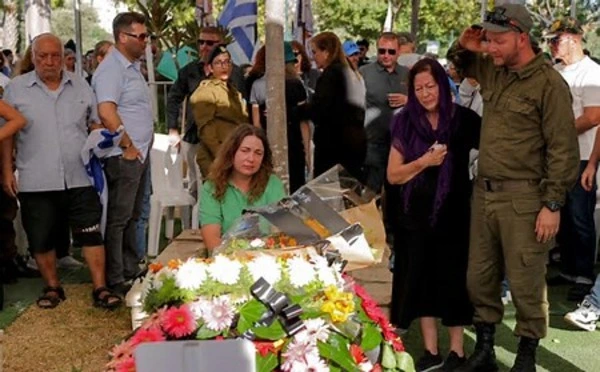 Israël: des mères de soldats sur tous les fronts pour arrêter la guerre