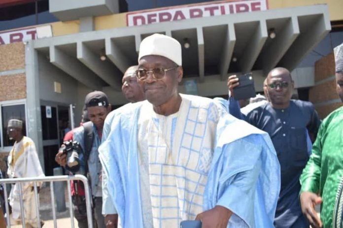 Présidentielle : Issa Tchiroma interdit de quitter le pays