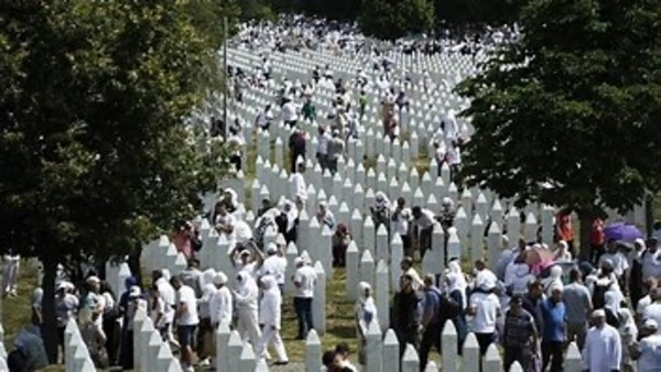 « Douleur dans l’âme »: la Bosnie commémore le génocide de Srebrenica, 30 ans après