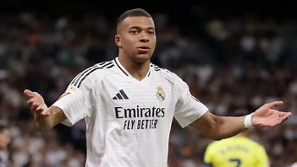 Questions autour du don de 180.300 euros de Mbappé à cinq policiers