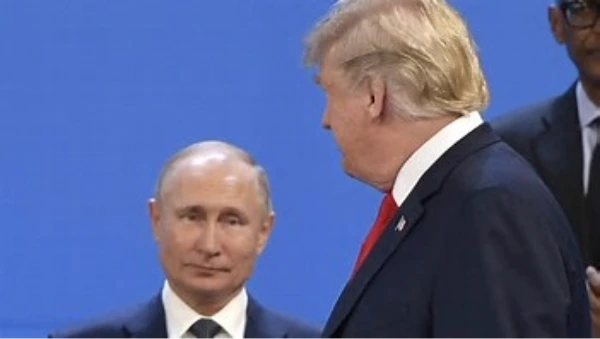 Le sommet en Alaska est une « victoire » pour Poutine, estime Zelensky