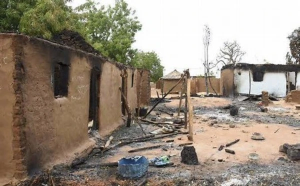 Nigeria : au moins 50 tués dans des attaques d’un gang contre une mosquée et des villages