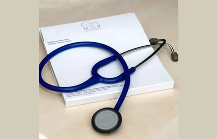 Exercice illégal de la médecine : L’ordre des médecins en guerre