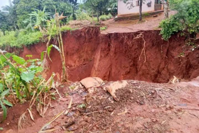 Eboulement de terrain : Des dizaines de familles à la rue à Foumban