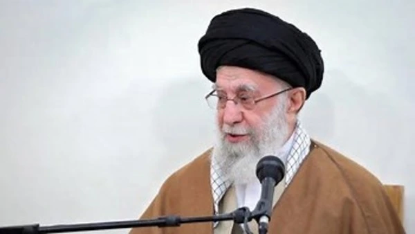 L’Iran dénonce des sanctions américaines « malveillantes » visant le commerce du pétrole