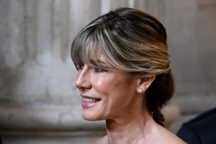 Espagne : la perspective d’un procès se rapproche pour l’épouse du Premier ministre