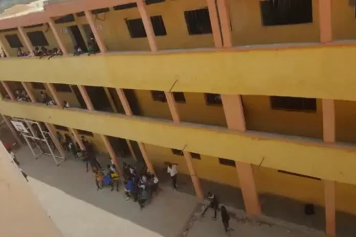 Douala : Un enseignant d’anglais accusé d’avoir envoûté un élève