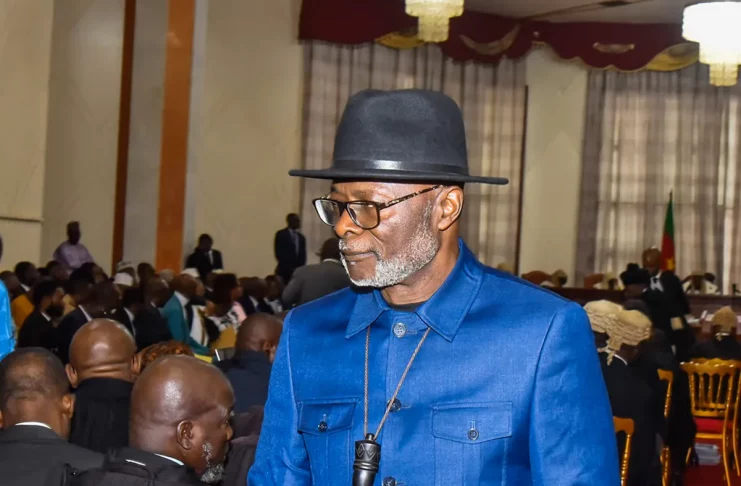 Dieudonné Yebga dénonce