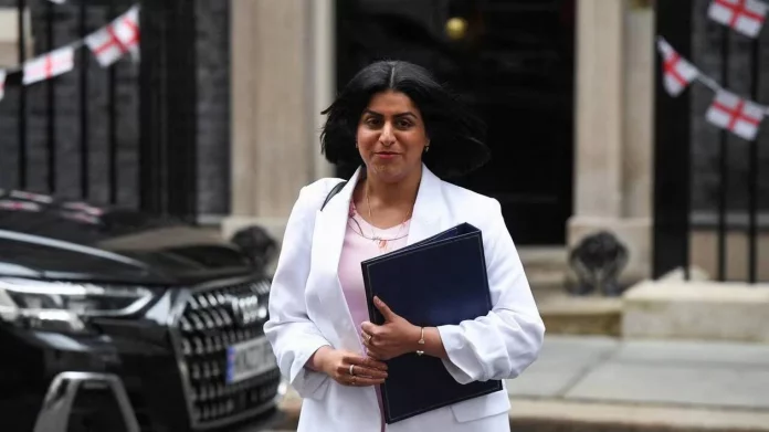 Royaume-Uni: le gouvernement veut durcir l’obtention d’un titre de séjour permanent