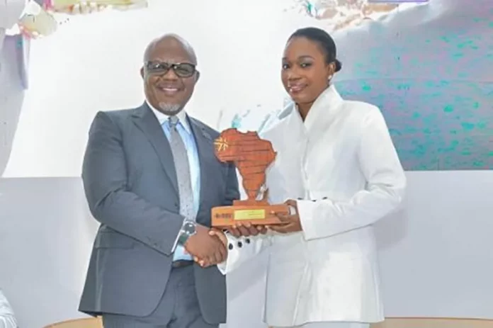 Naomi Mbakam : L’ingénierie dans la bouillie