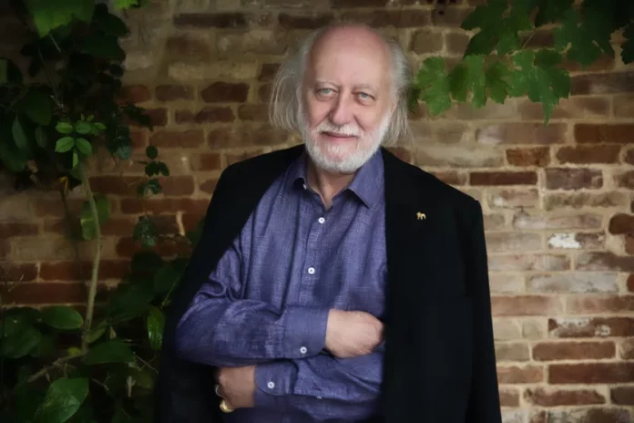 Le Nobel de littérature décerné au Hongrois Laszlo Krasznahorkai, le « maître de l’apocalypse »