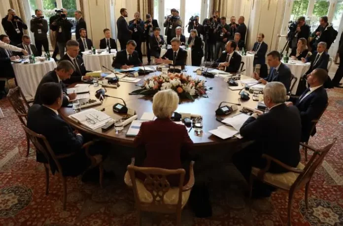 Ukraine: la rencontre Trump-Poutine reportée sine die