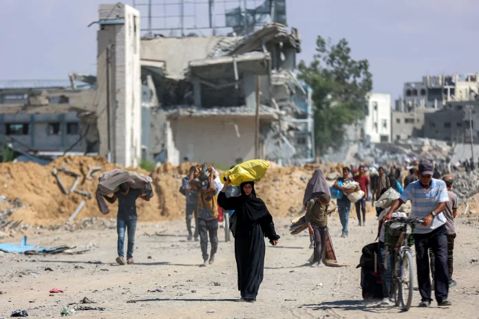 Cessez-le-feu à Gaza, des milliers de déplacés sur le chemin du retour