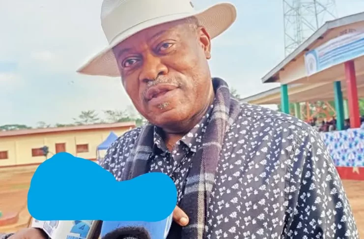 L'es ministre Ange Angouing