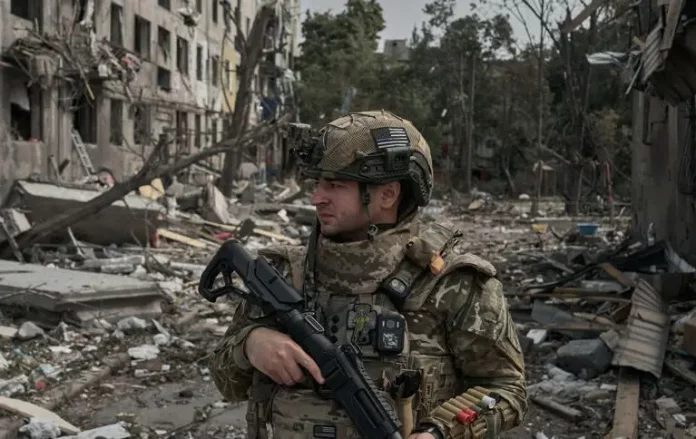 Paix au prix de la capitulation en Ukraine : 26 morts dans une frappe russe, plan américain controversé