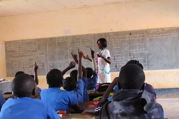 Frais d’inscription : Les élèves menacés d’exclusion