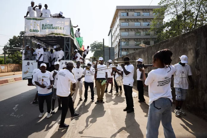 Les ombres armées de la veille électorale : tensions sécuritaires avant la présidentielle