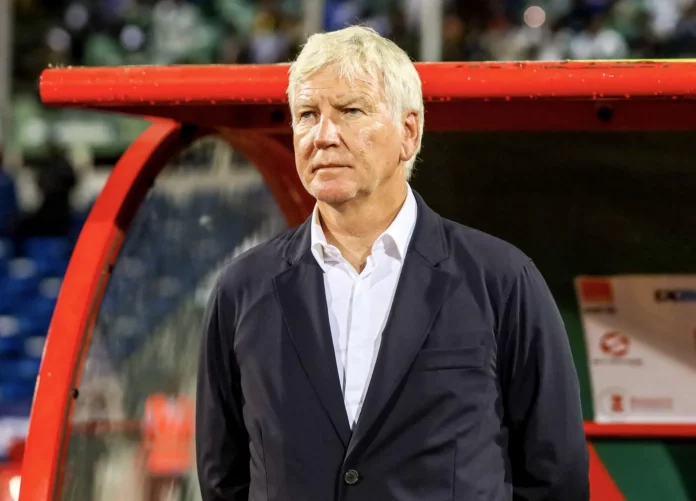 Lions indomptables: Marc Brys contre-attaque après son limogeage