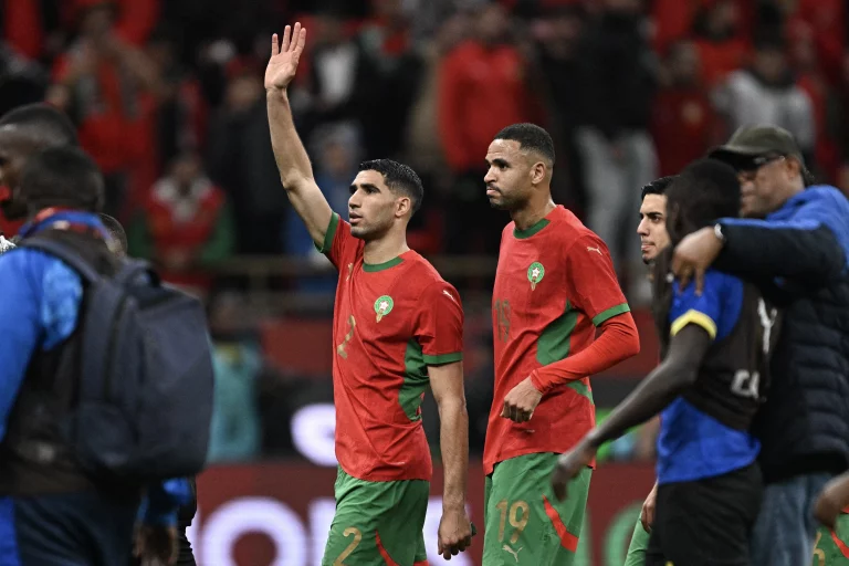 CAN-2025: Hakimi rallume la flamme et guide le Maroc en quarts