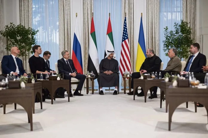 Ukraine : Premiers pourparlers Russie-États-Unis à Abou Dhabi