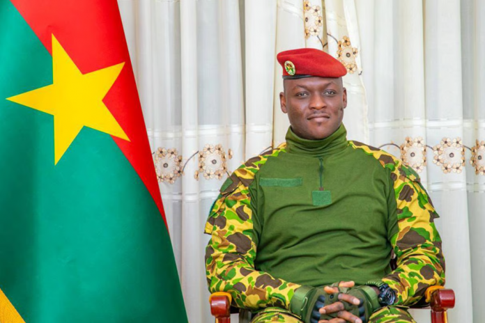 Burkina Faso : La junte dissout officiellement les partis politiques